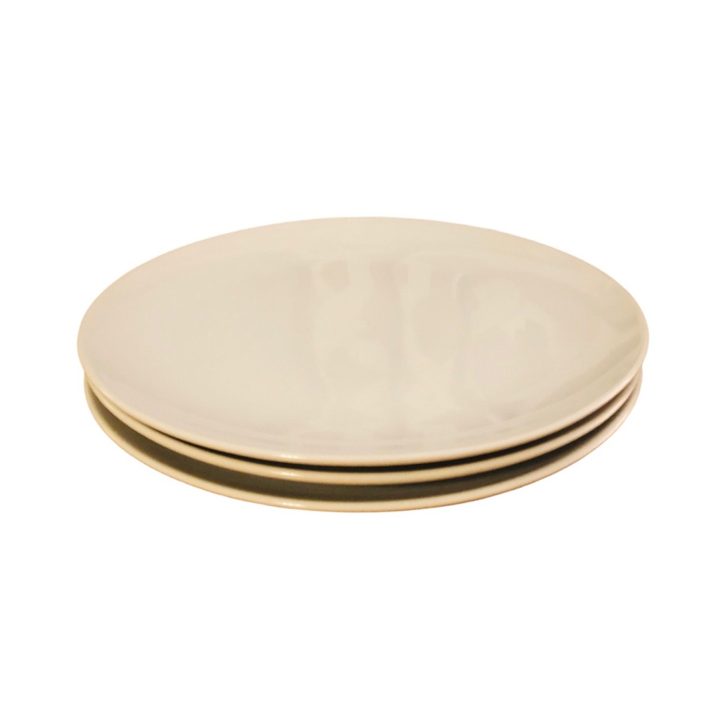 3 white Ikea dinner plates (10.5 inch diameter)